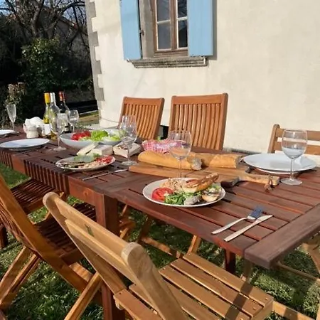 Beautiful With Private Plunge Pool/hot Tub - 40 Mins From Puy Du Fou